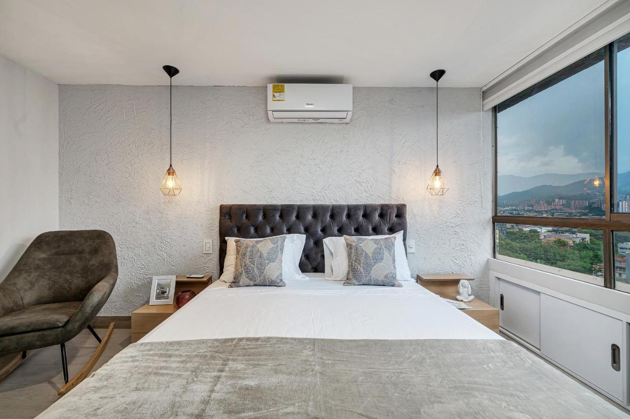 Aptos Alcazar Oviedo By Housy Host Medellín Buitenkant foto