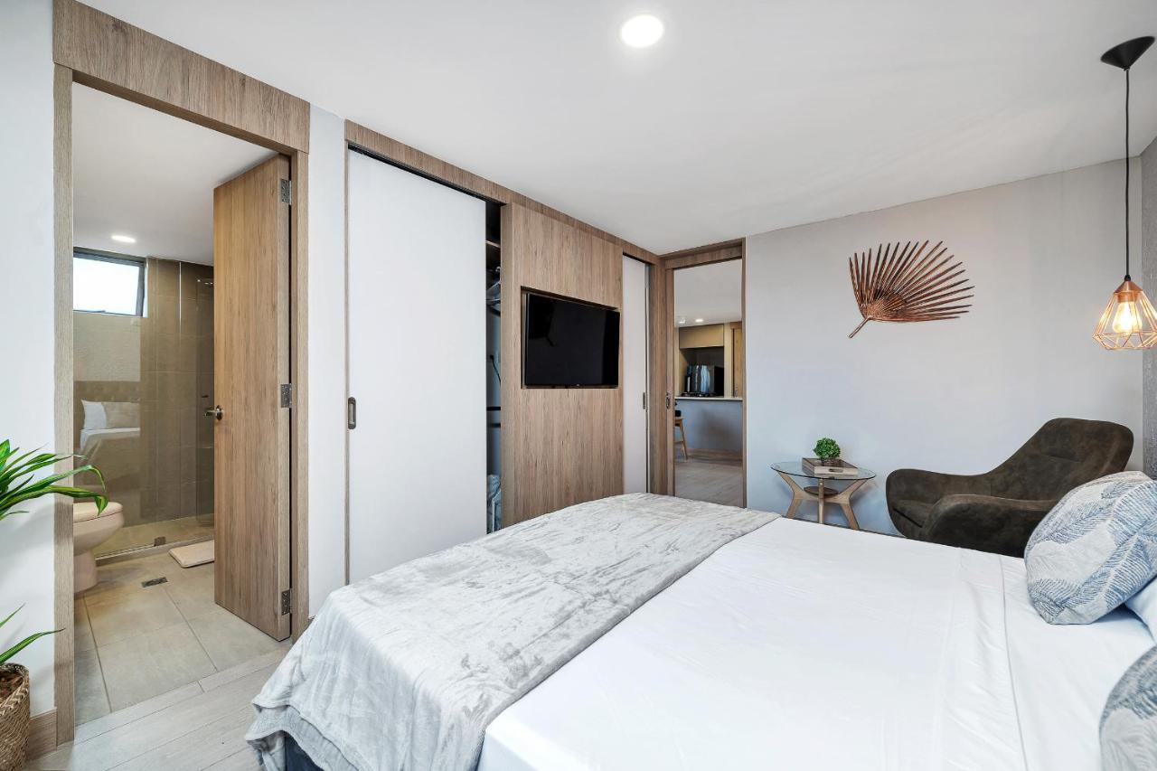 Aptos Alcazar Oviedo By Housy Host Medellín Buitenkant foto
